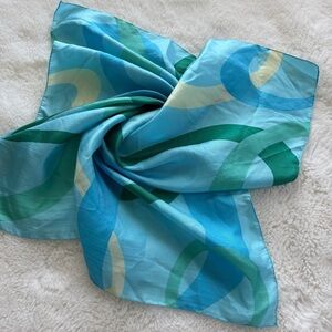 GAP 100% Silk Scarf 26”x26” Aqua Teal Blue Abstract Made in Italy